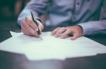 Sheikh Mohammad issues new Dubai real estate registration laws