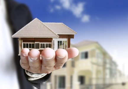 How to Become Successful in the Erratic Real-Estate Market
