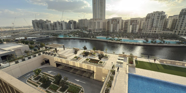 Luxury 1BR in Creek Palace with Burj Khalifa & Sea View