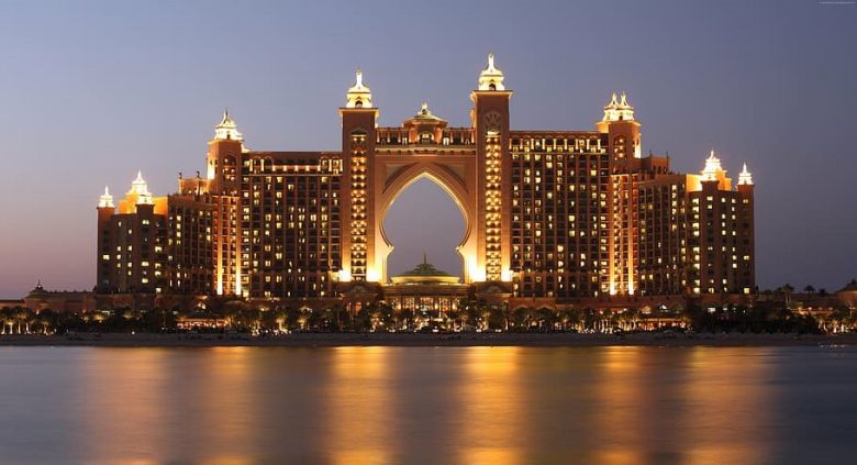 Atlantis Hotel Palm Jumeirah a luxurious 5-star hotel popular for tourists and Dubai residents alike