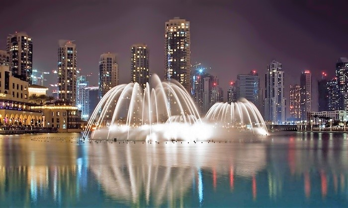 Dubai Fountain in Downtown Dubai - the tallest fountain in the world, a top attraction in Dubai