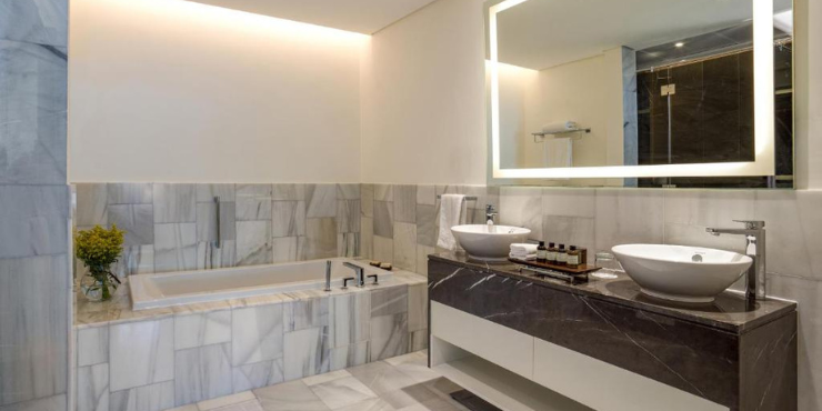 Top-Floor Dual-Key Hotel Apartment for Sale at Th8