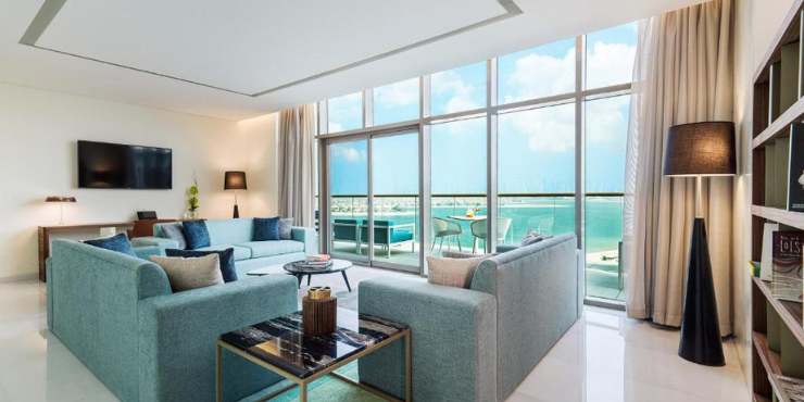 Top-Floor Dual-Key Hotel Apartment for Sale at Th8