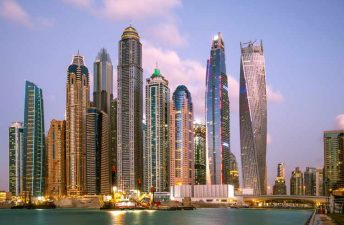 سوق العقارات الإماراتي يسير على مسار نمو قوي بسبب أجواء الأعمال المربحة
