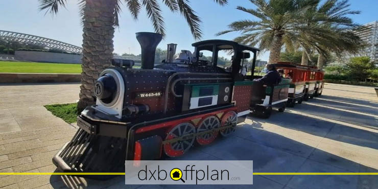 Ride a Train in Zabeel Park Dubai