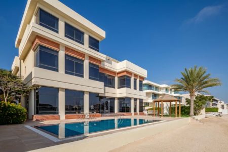 6-bedroom Signature Villas on Frond I, Palm Jumeirah, Dubai 