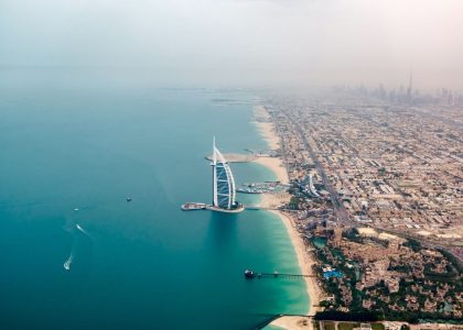 Advantages of living in the UAE; Experience the best opportunities