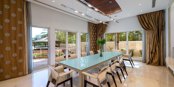 7 Bedroom Villa in Emirates Hills, Dubai