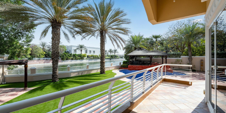 7 Bedroom Villa in Emirates Hills, Dubai