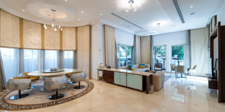 7 Bedroom Villa in Emirates Hills, Dubai