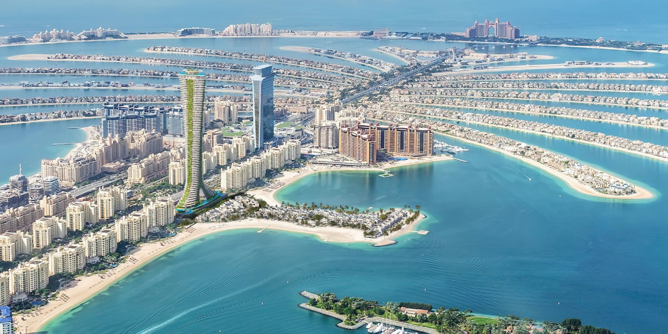 Como Residences: Prime beachfront location along Dubai's coastline.