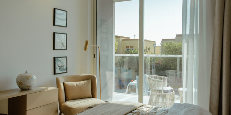 Spacious living room in a luxury 4-bedroom villa at Royal Park Villas.