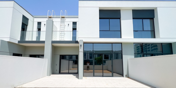 Elegant 3BR+Maid Townhouse for Sale in Murooj Al Furjan West