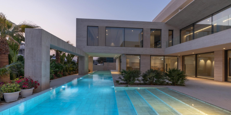 Fully Furnished 7BR Villa with Panoramic Sea Views