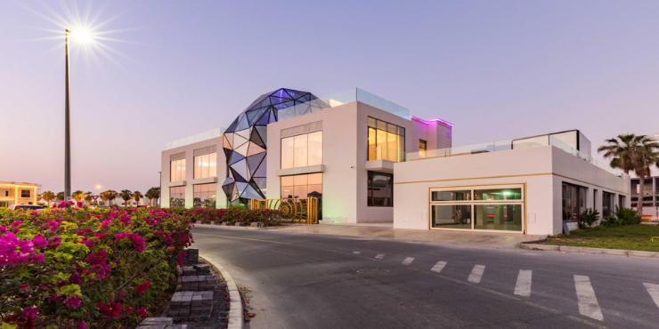 Ultra-Luxury Villa in Pearl Jumeirah, Dubai