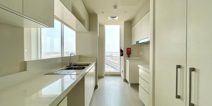 3BR Apartment in Harbour Gate Tower 1