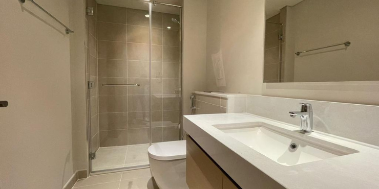 3BR Apartment in Harbour Gate Tower 1