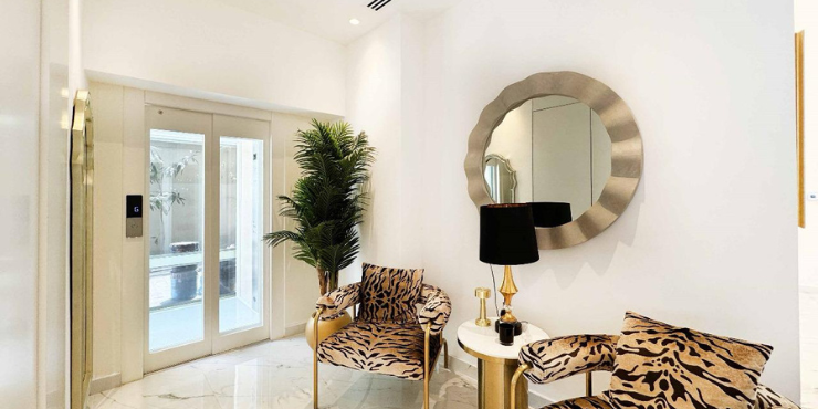 Palm Jumeirah Garden Home Villa for Sale | Fully Upgraded Beachfront Villa | AED 42,000,000