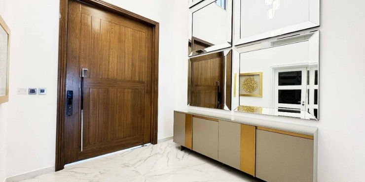 Palm Jumeirah Garden Home Villa for Sale | Fully Upgraded Beachfront Villa | AED 42,000,000