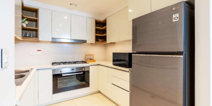 3-Bedroom Apartment in Downtown Views II – Tower 3
