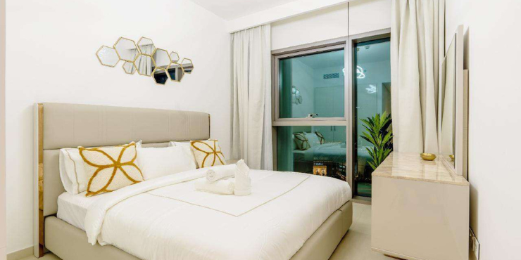 3-Bedroom Apartment in Downtown Views II – Tower 3