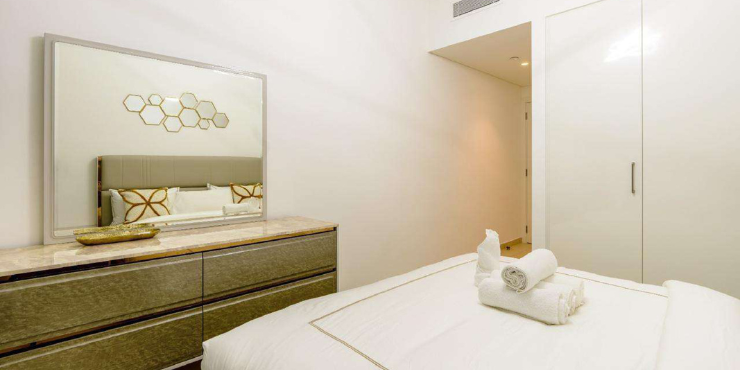 3-Bedroom Apartment in Downtown Views II – Tower 3