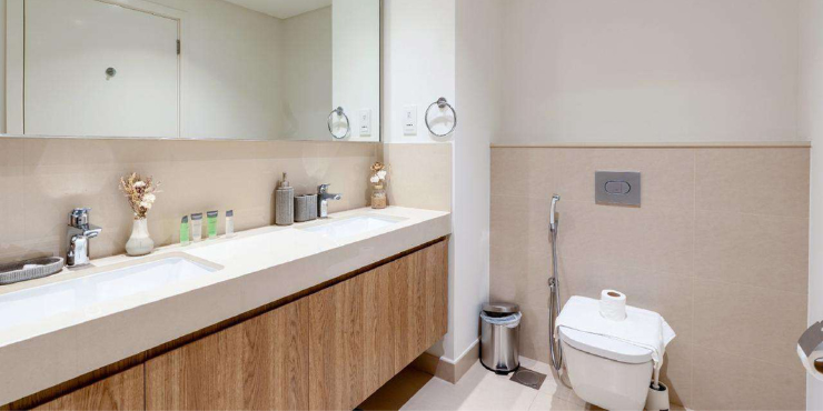 3-Bedroom Apartment in Downtown Views II – Tower 3