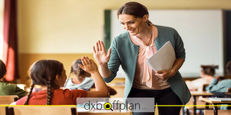 معلمی در دبی