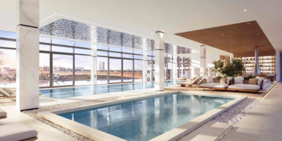 بي دبليو هدسون على واجهة بلغراد البحرية، صربيا