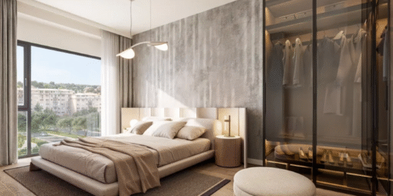 بي دبليو نيون على واجهة بلغراد البحرية، صربيا