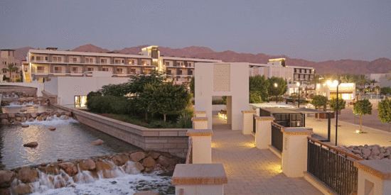 دوبلكس ذا بيتش كلوب في سرايا العقبة، الاردن