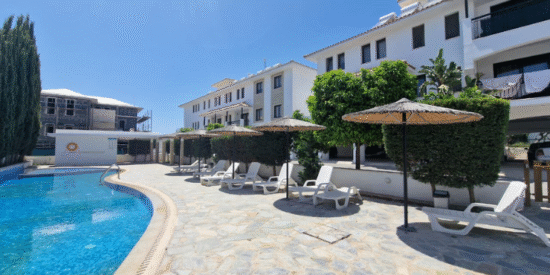 فلل إميرالد هايتس في تيرسيفانو، لارنكا