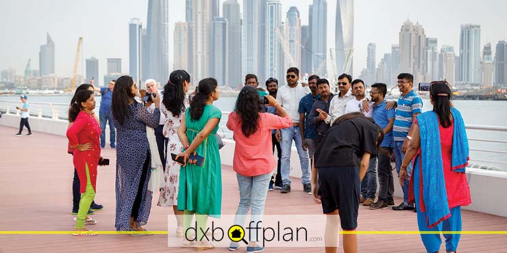 هندی ها بزرگ ترین جامعه مهاجر در دبی